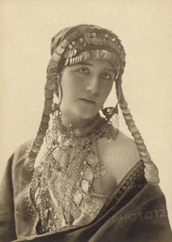 Unknown Woman in Theatrical Costume, 1913-1920. Creator: Paul Nadar.