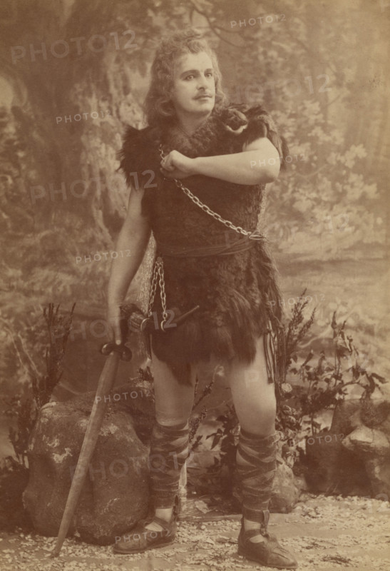 Jean de Reske, c1900.  Creator: Paul Nadar.