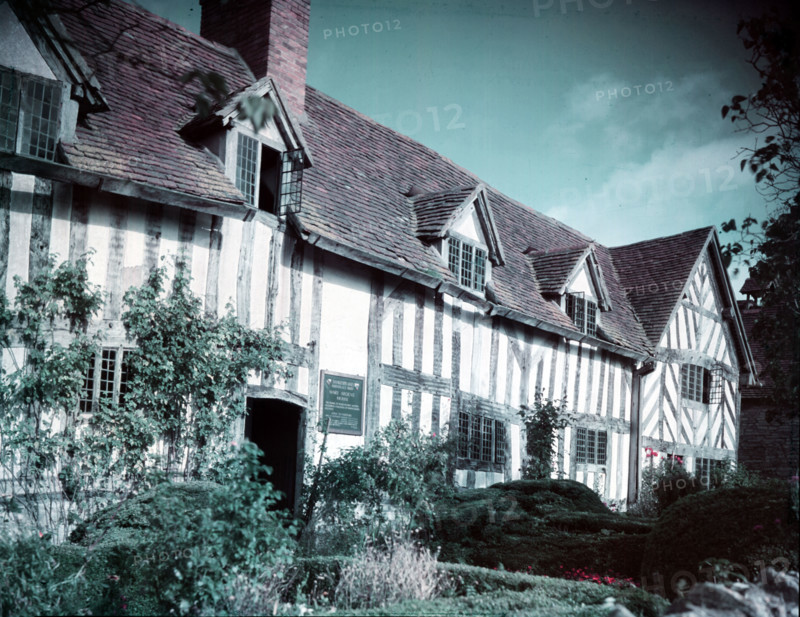 Mary Arden's House, Wilmcote, Warwickshire, c1955. Creator: Arthur Charles Kirby Ware.