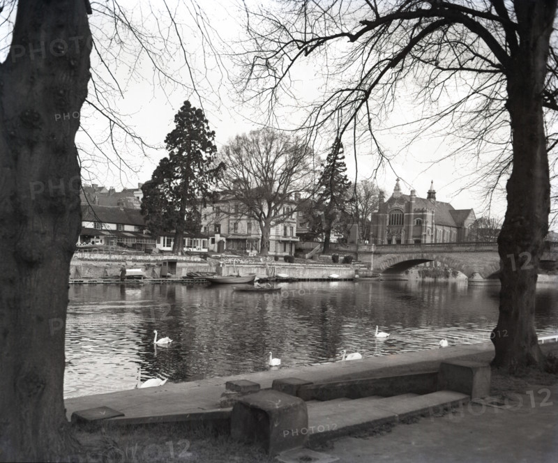 Evesham, Worcestershire, c1955. Creator: Arthur Charles Kirby Ware.