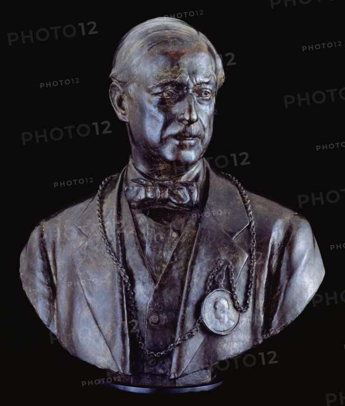 Bust of Sir Alfred Munnings, P.R.A., 1946. Creator: Edwin Whitney-Smith.