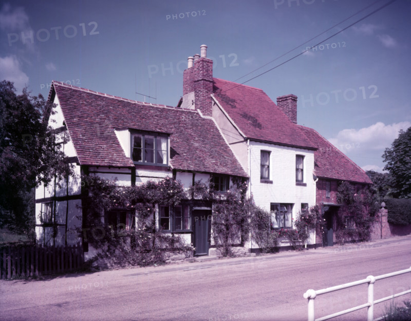 Old houses at Sutton Courtenay, Berkshire, c1955. Creator: Arthur Charles Kirby Ware.