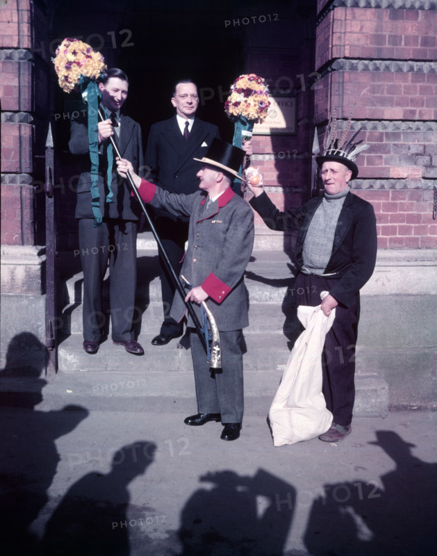 Tutti Men recieving Tutti Poles, Hocktide Festival, Hungerford, Berkshire, c1955. Creator: Arthur Charles Kirby Ware.