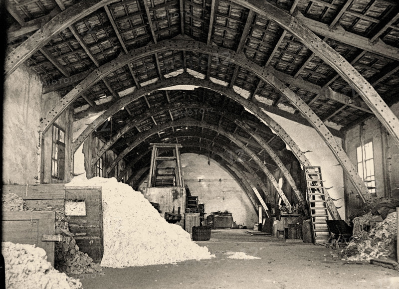 Nau Gaudi. Mataró Workers' Cooperative, The bleaching room, Between 1878 and 1883. Creator: Anon.