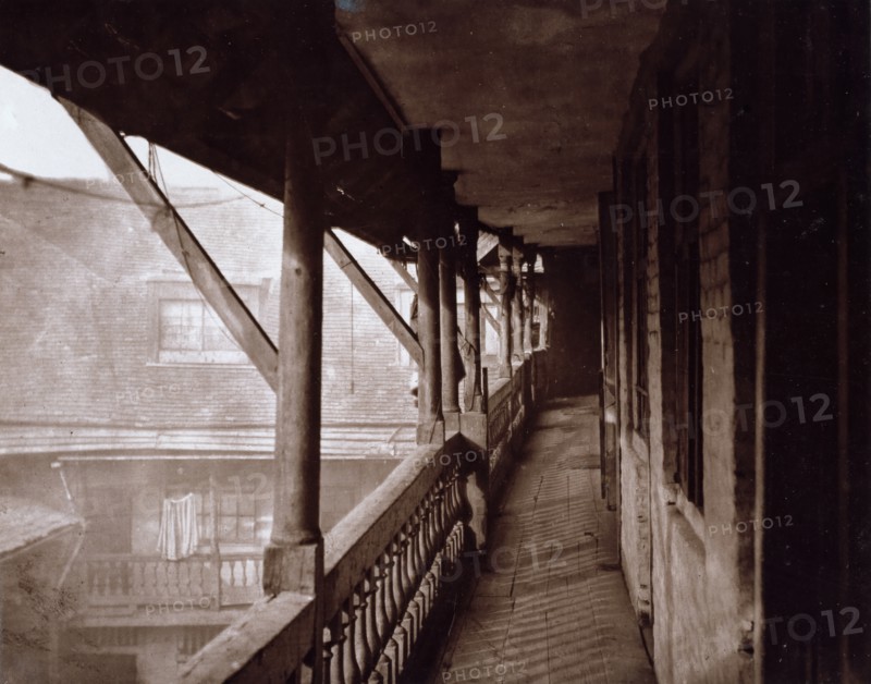 The Upper Gallery,  The Oxford Arms, Warwick Lane, 1875, c1875. Creator: Alfred & John Bool.
