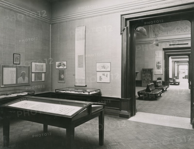 Gallery views of the 'International Exhibition of Chinese Art' held at the Royal Academy, 1935. Creator: Unknown.