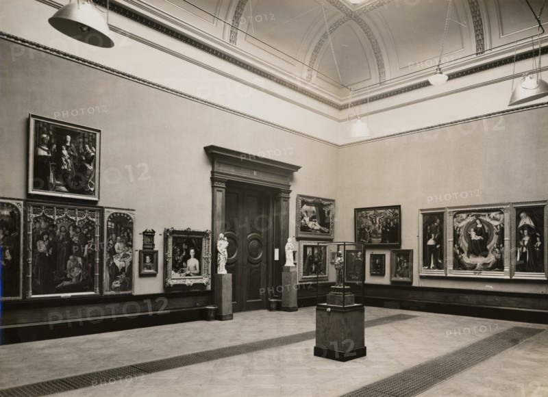 Installation photography of the 'Exhibition of French Art 1200-1900' at the Royal Academy..., 1932. Creator: Unknown.