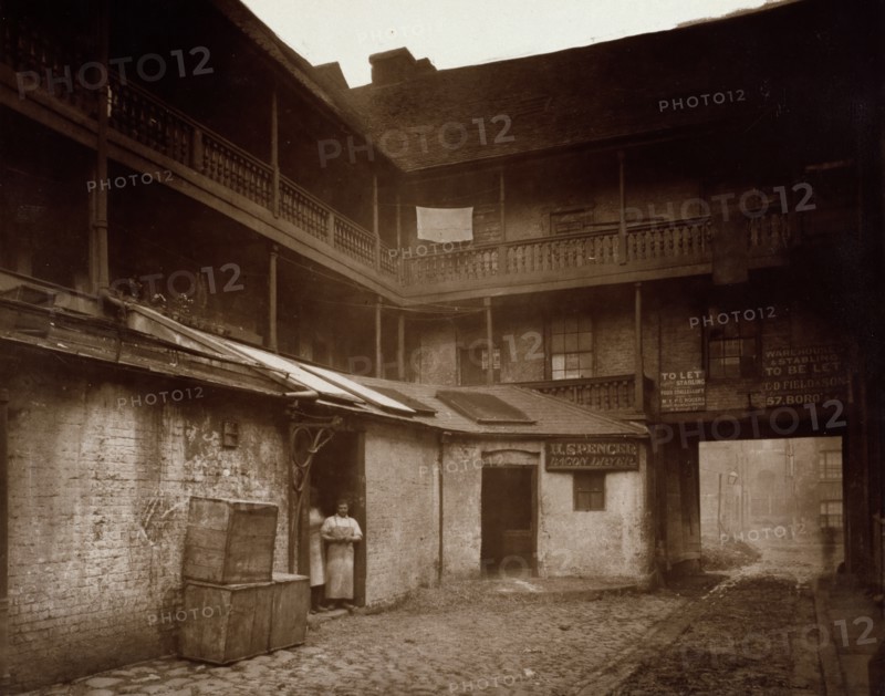 White Hart Inn Yard, Southwark, c1881. Creator: Henry Dixon & Son.