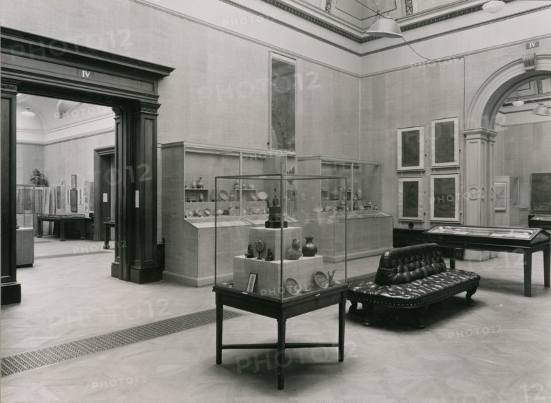 Gallery IV, Royal Academy of Arts, International Exhibition of Chinese Art 1935-36, 1935. Creator: Unknown.