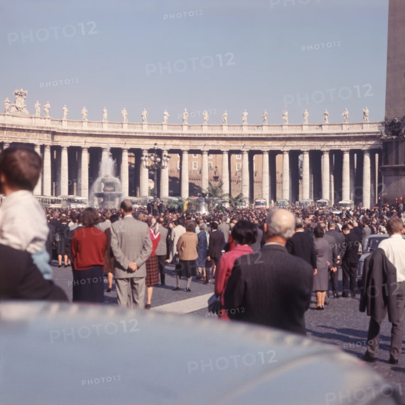 St Peter's Square, Rome, Italy, c1955.  Creator: Arthur Charles Kirby Ware.