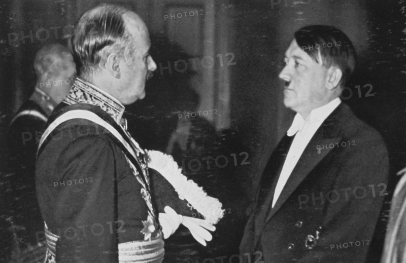 Hitler with French ambassador François-Poncet