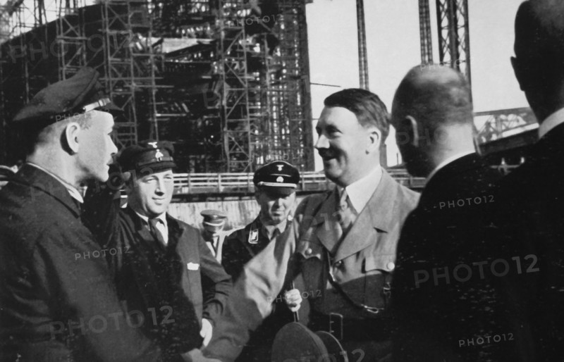 Visit to the Blohm & Voss shipyard in Hamburg, 1934