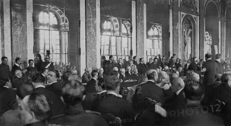 Signing of the Treaty of Versailles on 28 June 1919