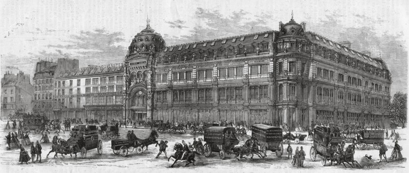 Vue en 1872 à Paris, de la façade sur la rue de Sèvres des magasins de nouveautés "Au Bon Marché", après leur agrandissement.  Commencés en 1869, les travaux avaient été interrompus par le siège de Paris.  Gravure sur bois de Smeeton d'après Fichot, parue dans L'Illustration du 23 mars 1872.