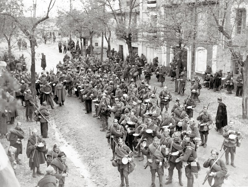 Nationalist soldiers marching over Madrid, 1936