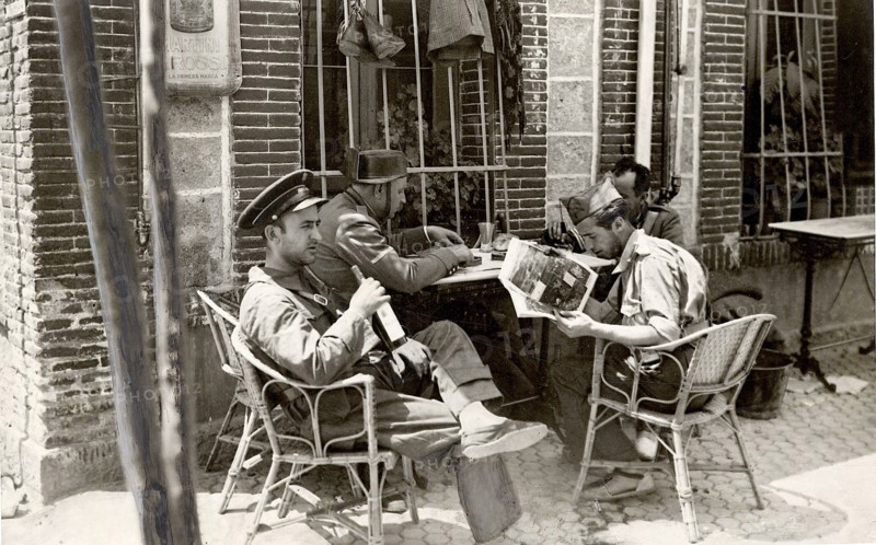 Militiamen having a rest, 1936