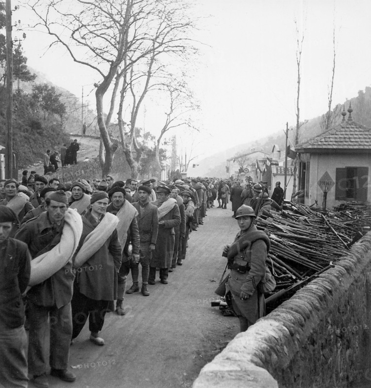 Spanish refugees near the French frontier, 1939