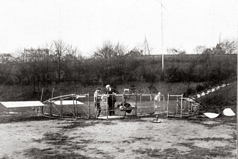 Aéronautique. Le premier ballon dirigeable démontable, le Zodiac I janvier 1909.