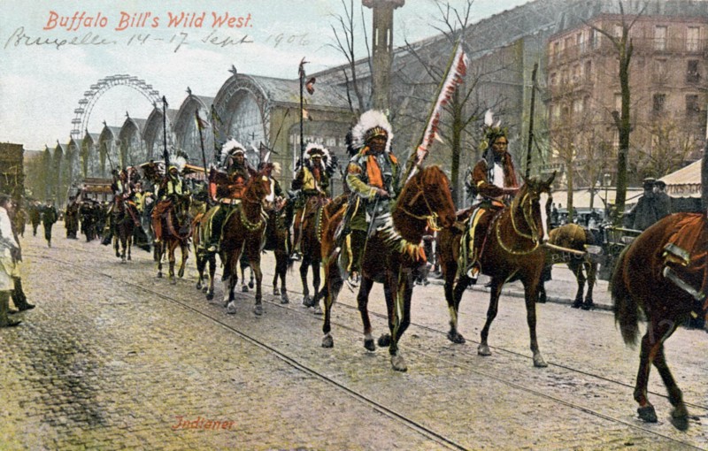 Parade of the Buffalo Bill's Wild West troupe in Paris