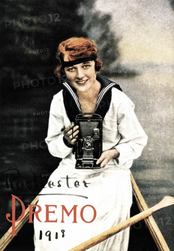 Advertising for a photo camera, around 1900