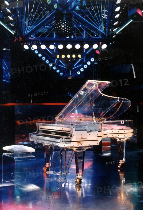 Piano in Acryglas