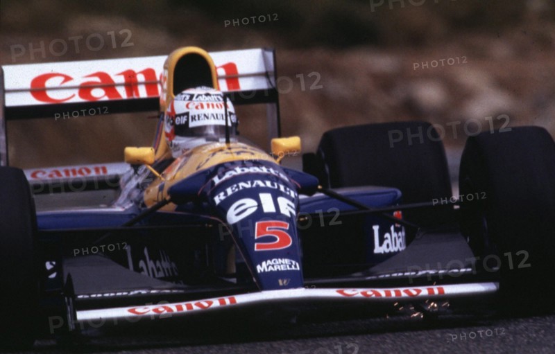 Formula 1 Willams - Renault running on a mixture of beet gas-ethanol and fuel