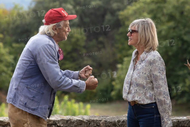 C'est quoi ce papy?!