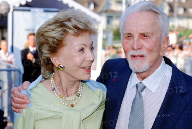 Kirk Douglas with wife