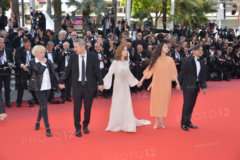 Equipe du film "La caméra de Claire", Festival de Cannes 2017