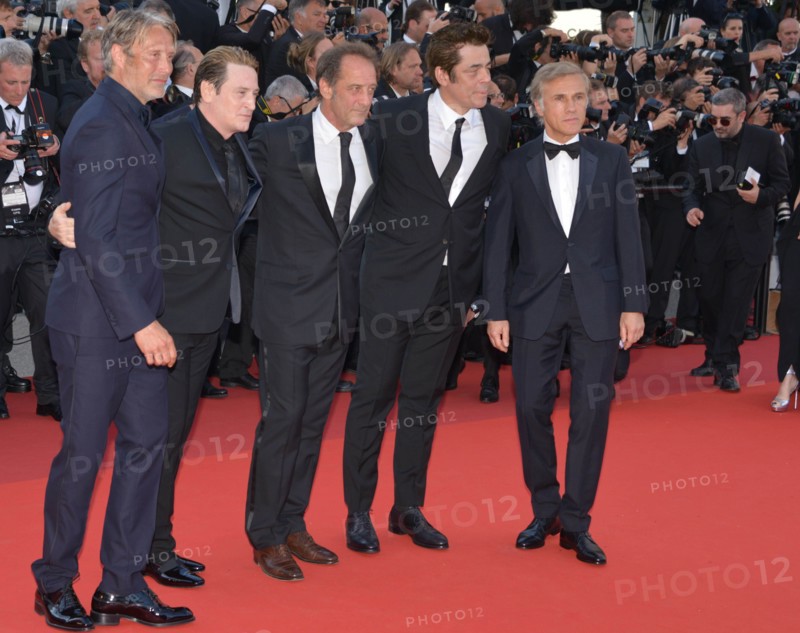 Montée des marches pour la soirée des 70 ans du Festival de Cannes