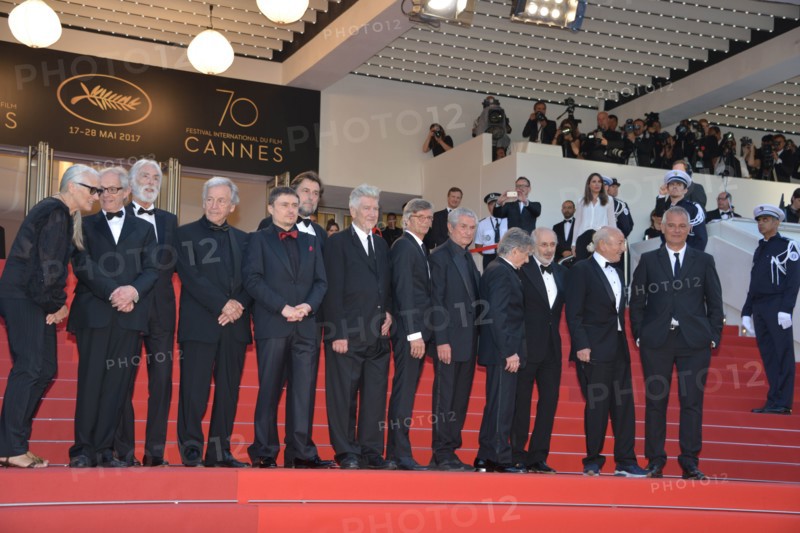 Montée des marches pour la soirée des 70 ans du Festival de Cannes
