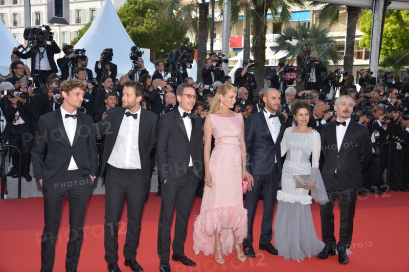 Montée des marches pour la soirée des 70 ans du Festival de Cannes