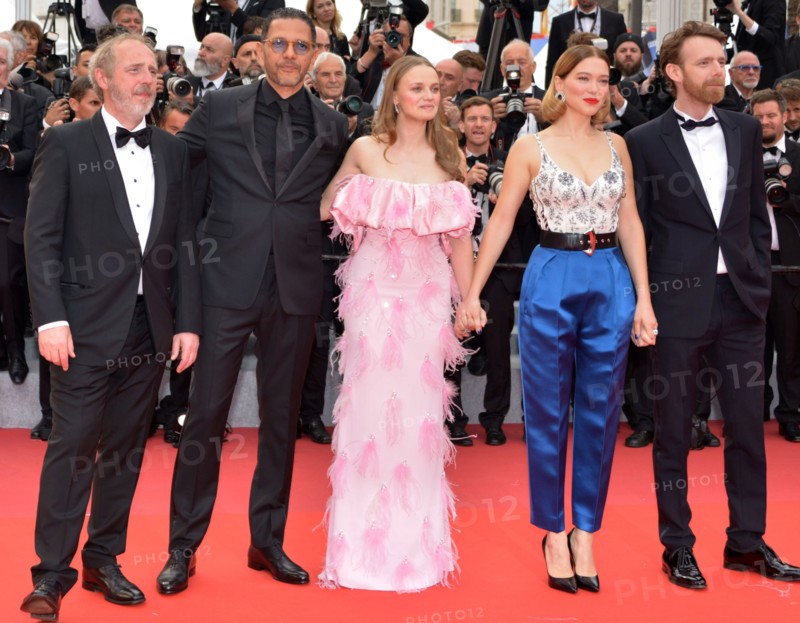 Crew of the film 'Roubaix, une lumière'