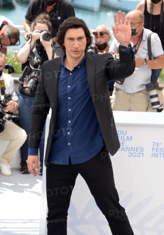 Photocall du film "Annette", Festival de Cannes 2021