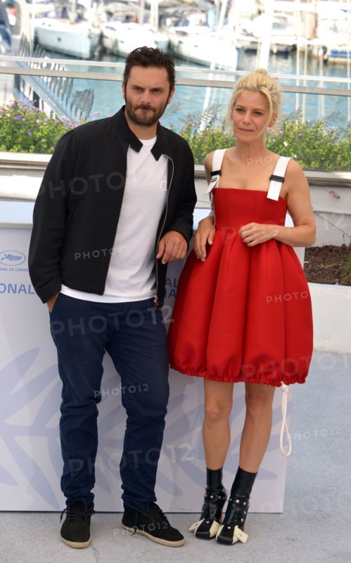Photocall of the film 'La fracture', 2021 Cannes Film Festival