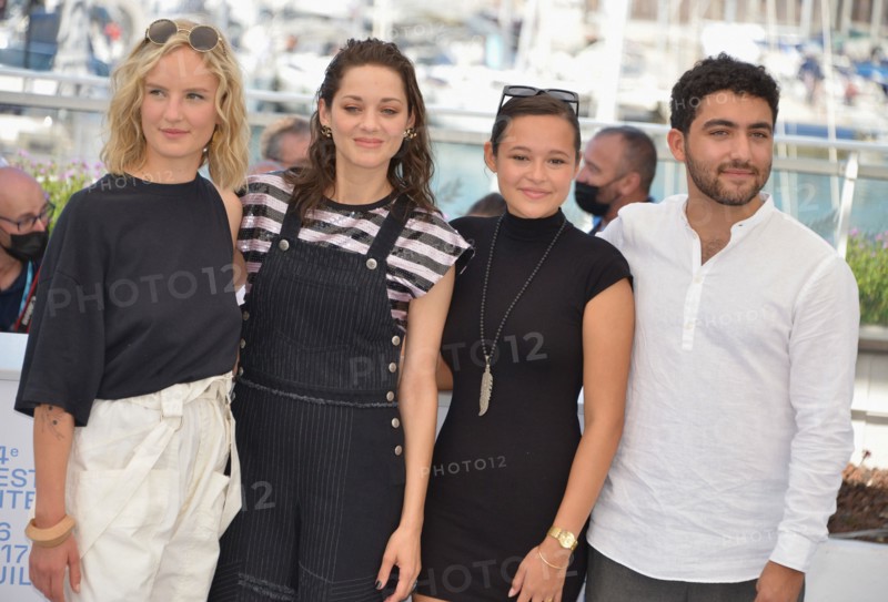 Photocall du film "Bigger than us", Festival de Cannes 2021