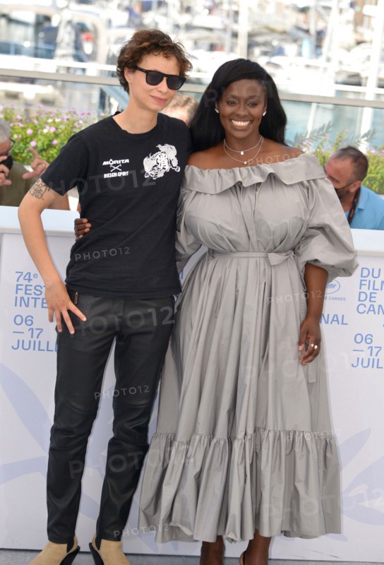 Photocall du film "Marcher sur l'eau", Festival de Cannes 2021