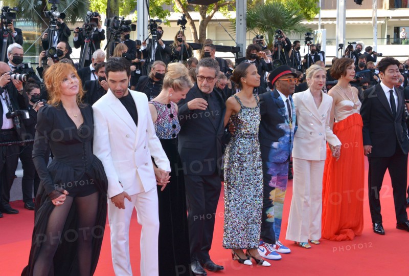 2021 Cannes Film Festival: closing ceremony