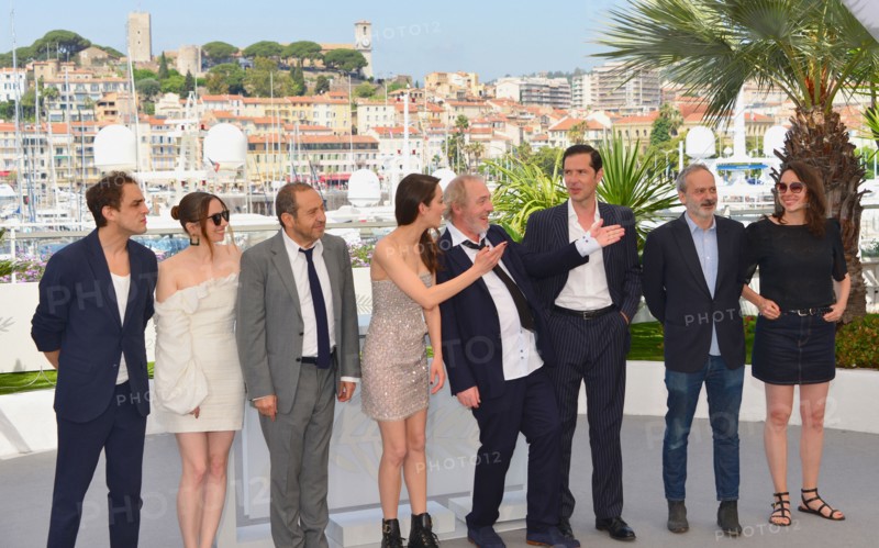 Photocall du film "Frère et soeur", Festival de Cannes 2022