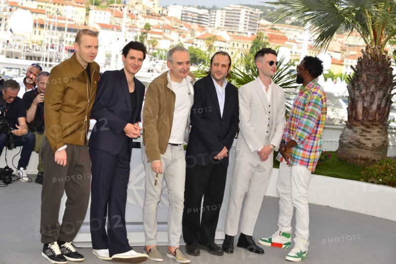Photocall de la série "Irma Vep", Festival de Cannes 2022