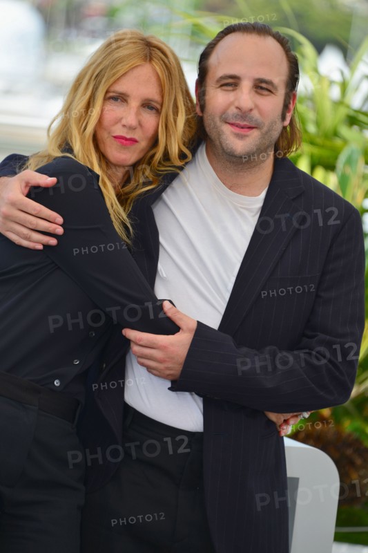 Photocall du film "Chronique d'une liaison passagère", Festival de Cannes 2022