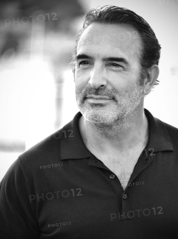 Photocall du film "Novembre", Festival de Cannes 2022