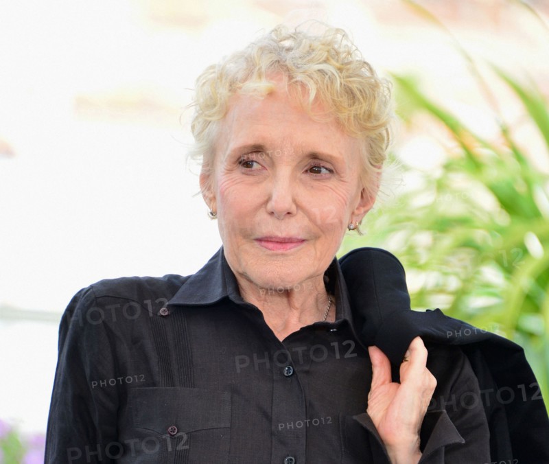 Photocall du film "Des Etoiles à midi", Festival de Cannes 2022