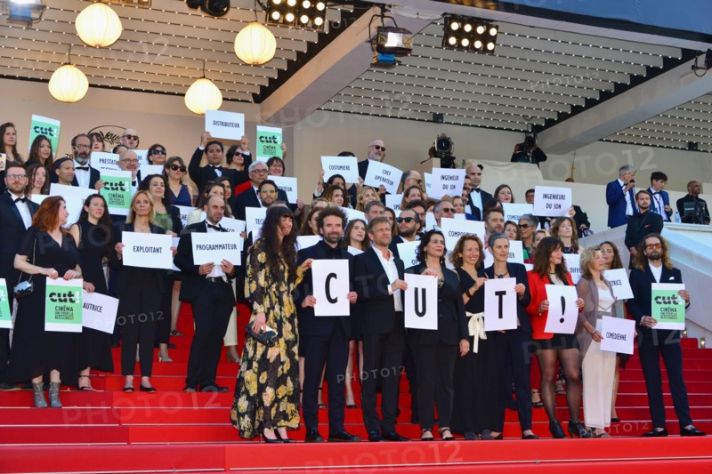 Activists of the "CUT!" collective