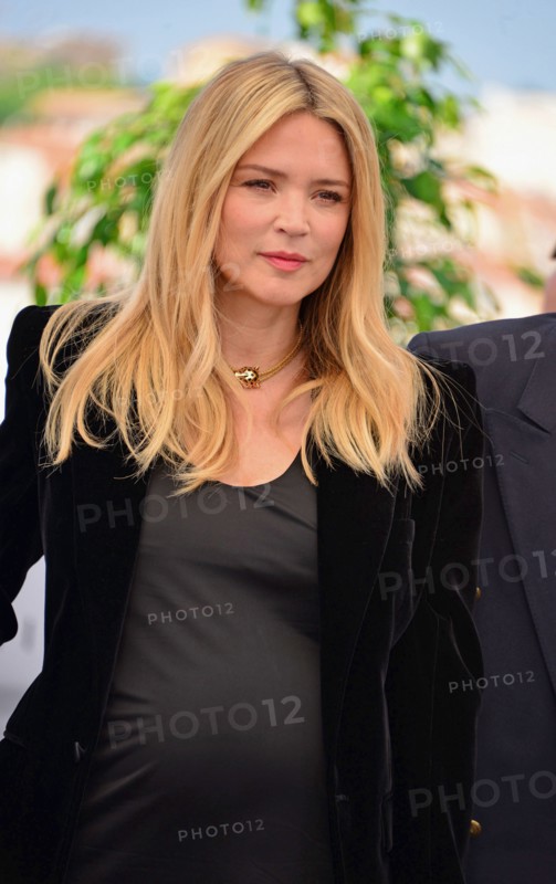 Photocall du film "L'amour et les forêts", Festival de Cannes 2023