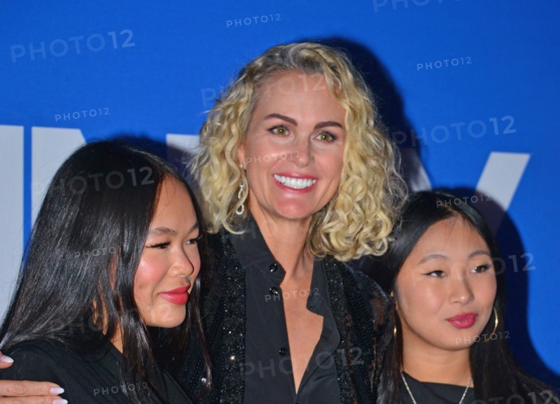 Laëticia Hallyday and her daughters