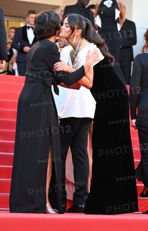 Rachi Dati, Selena Gomez