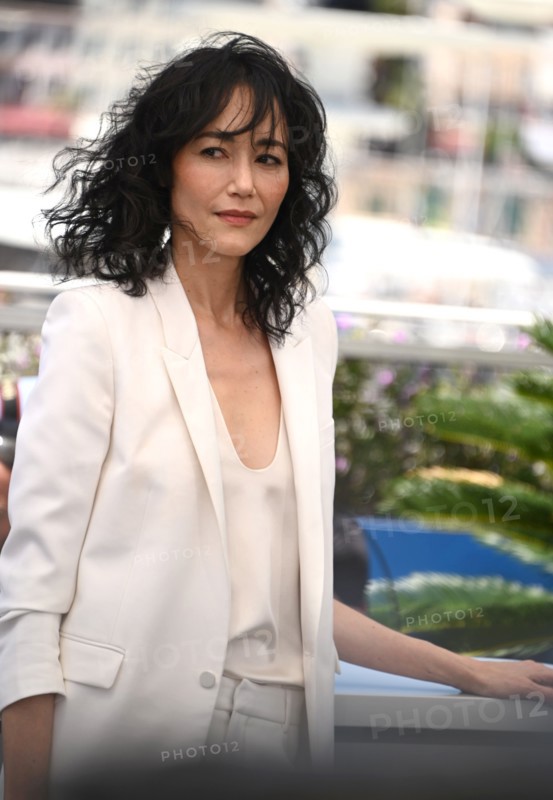 Sandrine Holt