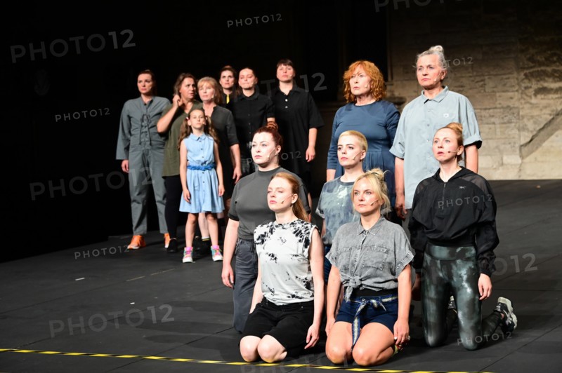 The Festival d'Avignon 'IN', 2024 : "Mothers. A song for wartime"