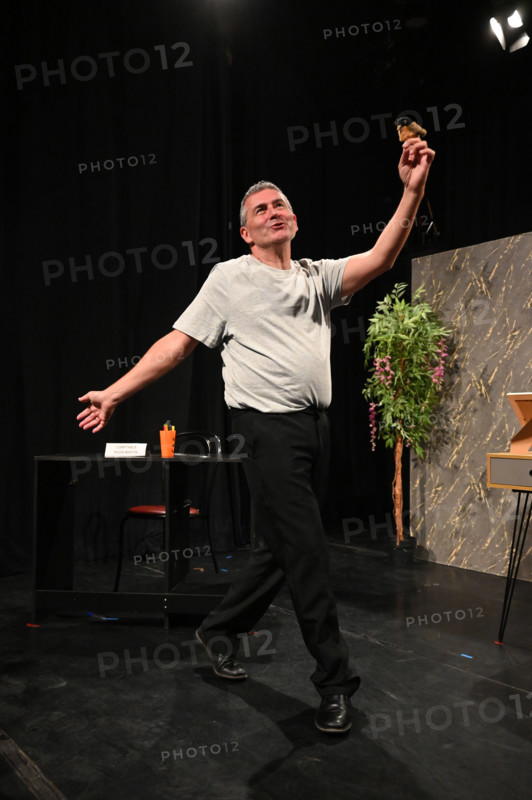 The Festival d'Avignon 'OFF', 2025 : "Meurtre Sexe et Trahison"